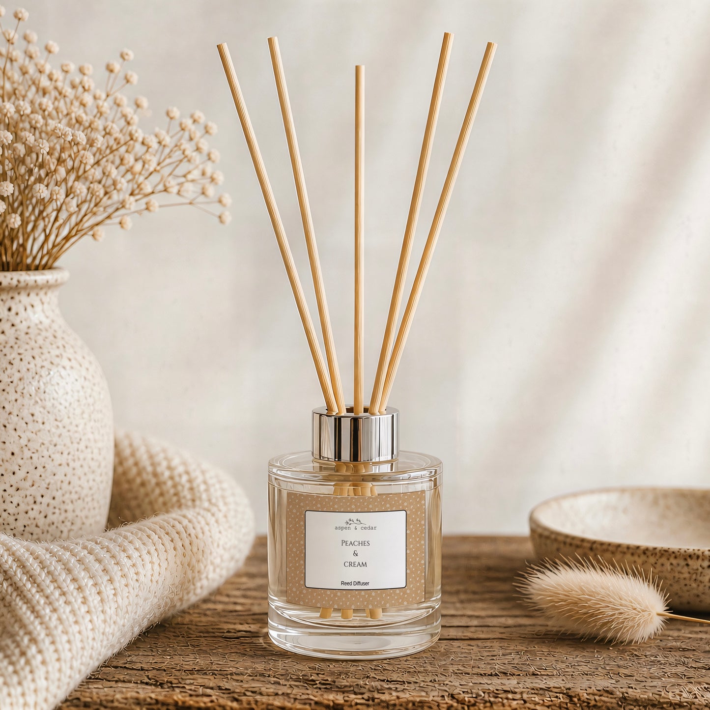Buttercup Daisies Reed Diffuser - Peaches and Cream