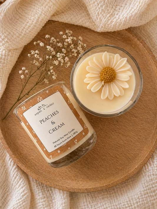 Buttercup Daisies Candle - Peaches and Cream 280g
